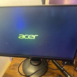 27” screen monitor